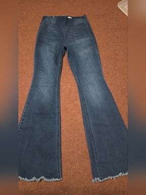 Tinseltown Flare Jeans Size 9 Juniors Raw Hem Retro Dark Wash
